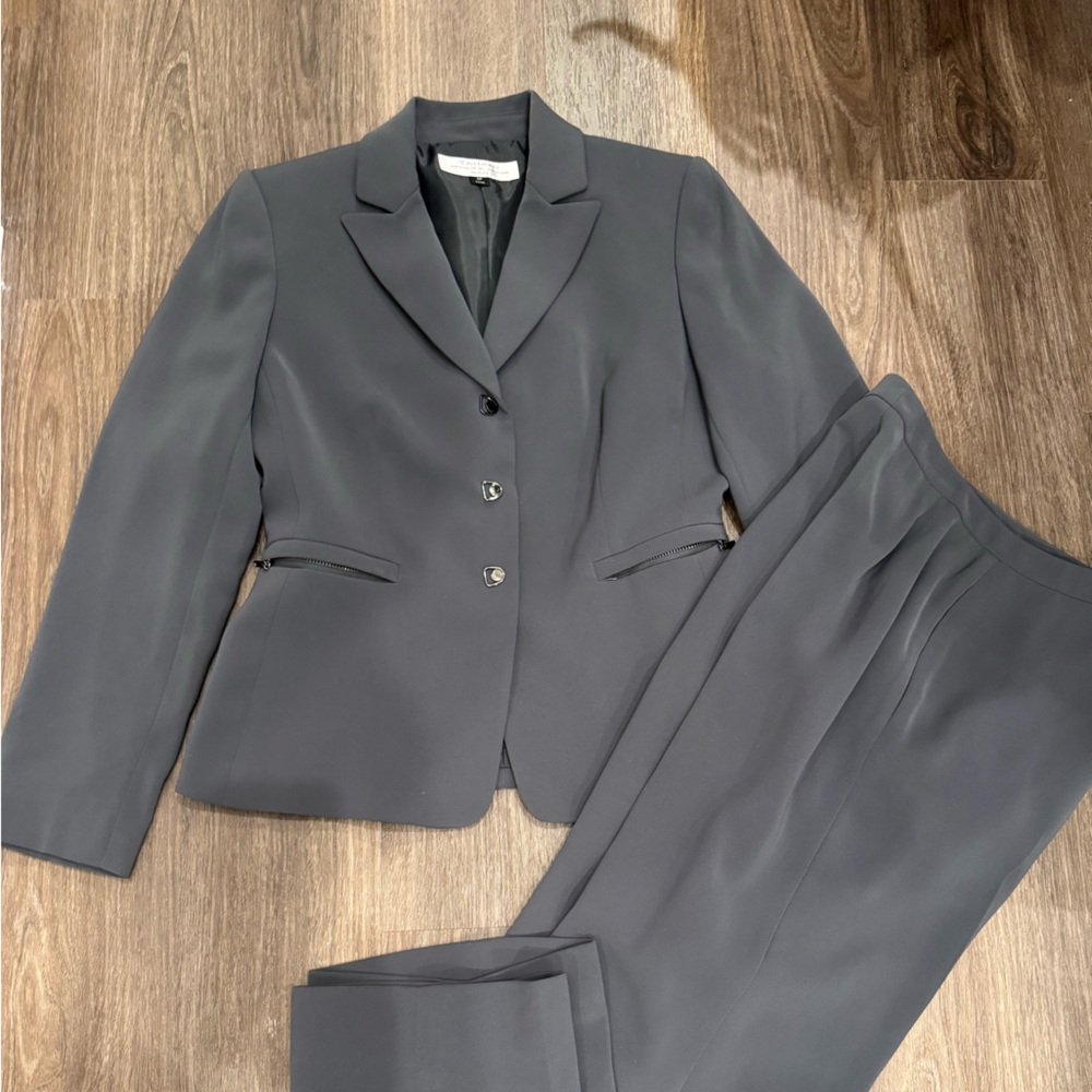 T Tahari Charcoal Women's Pantsuit